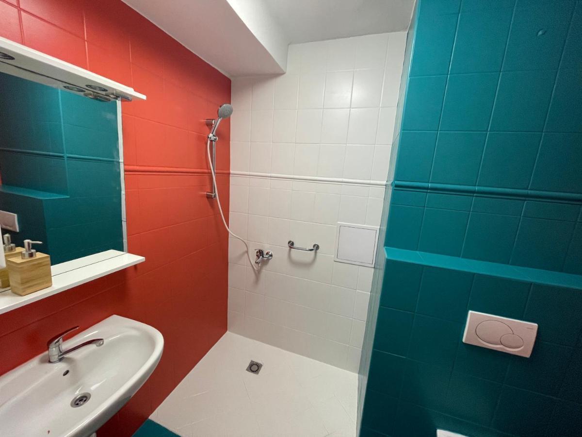 City Center 2 Bedroom A/C Apartment Bratislava Luaran gambar