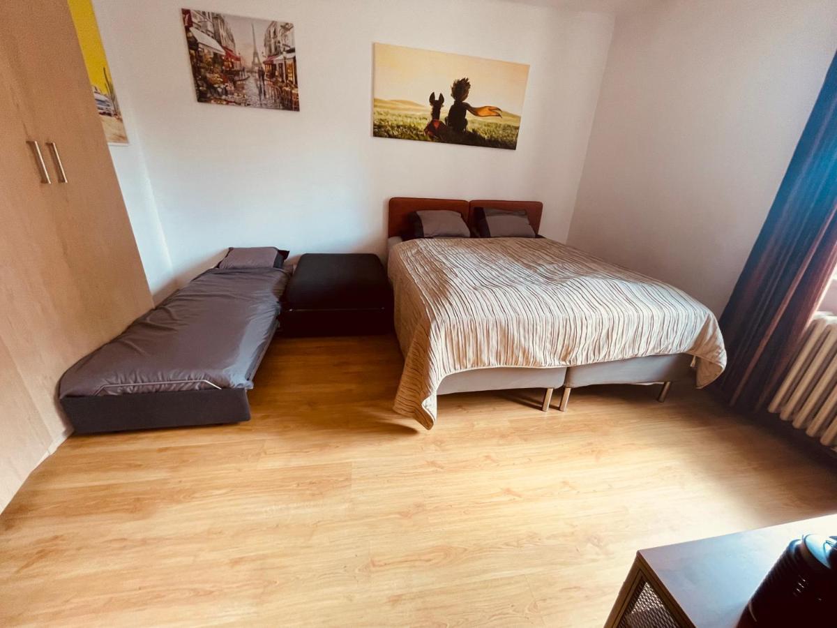 City Center 2 Bedroom A/C Apartment Bratislava Luaran gambar